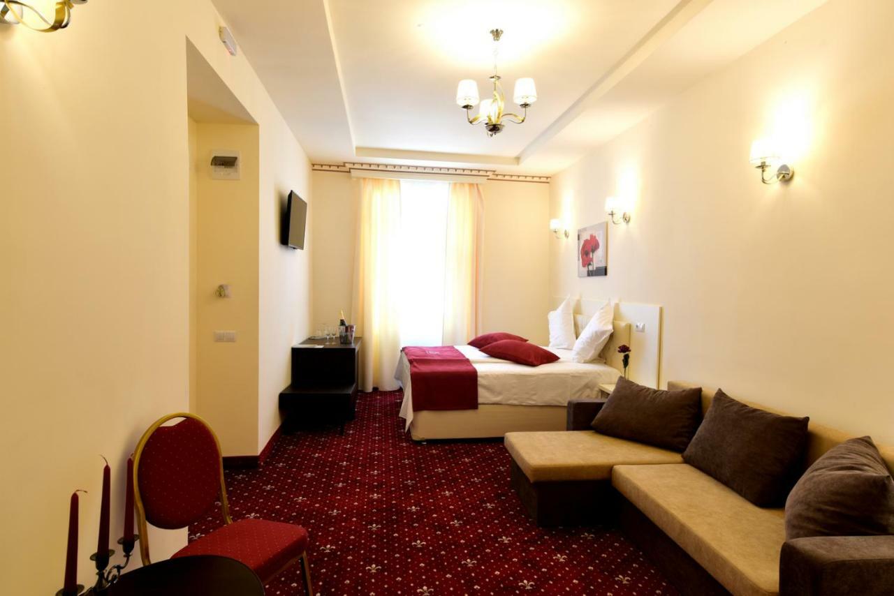 Top Royal Central Braşov Buitenkant foto