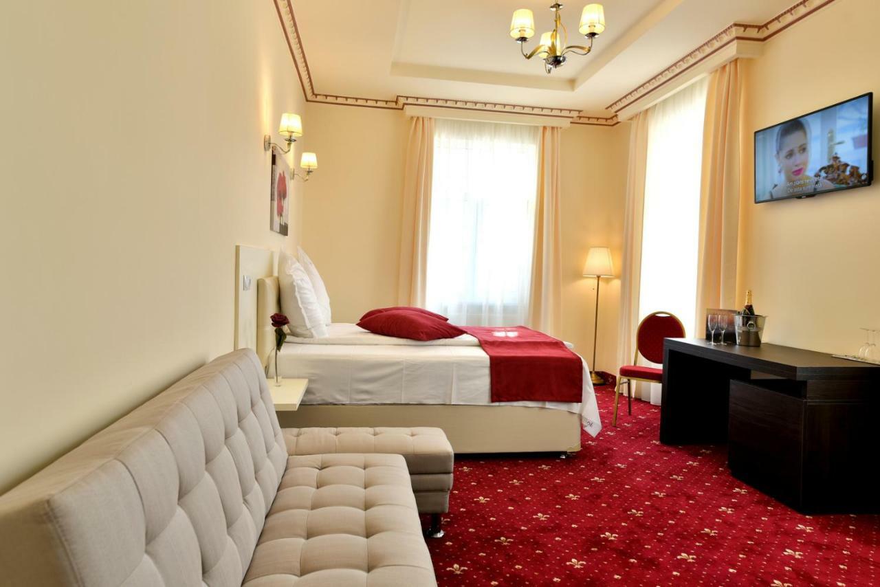 Top Royal Central Braşov Buitenkant foto