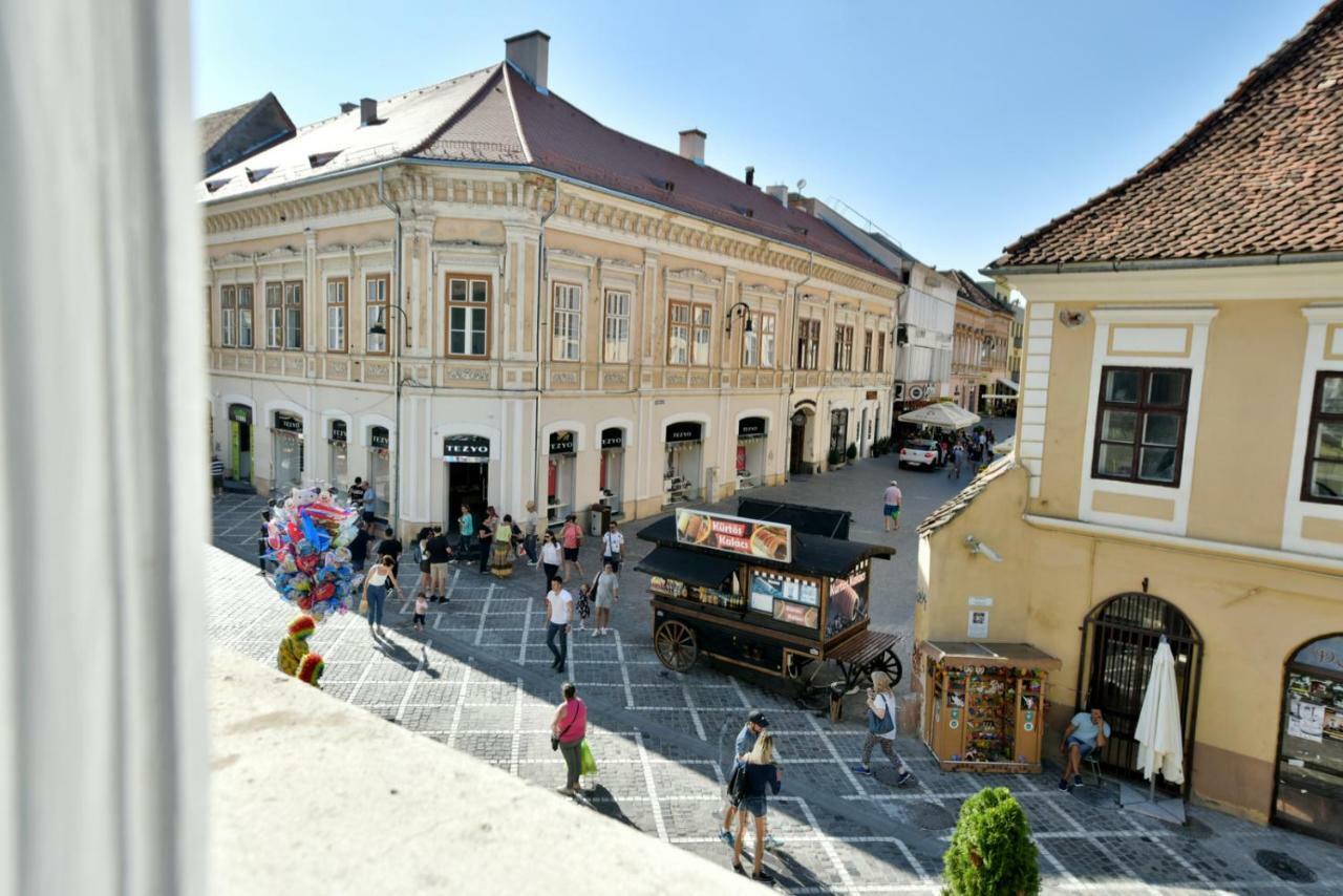 Top Royal Central Braşov Buitenkant foto